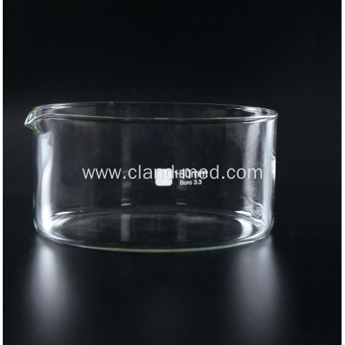 Crystallizing Dish with Spout